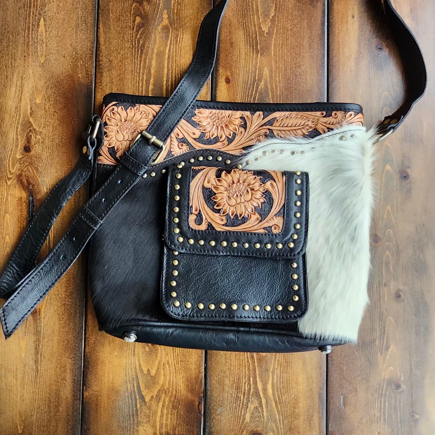 Hide Purse with Front Pocket