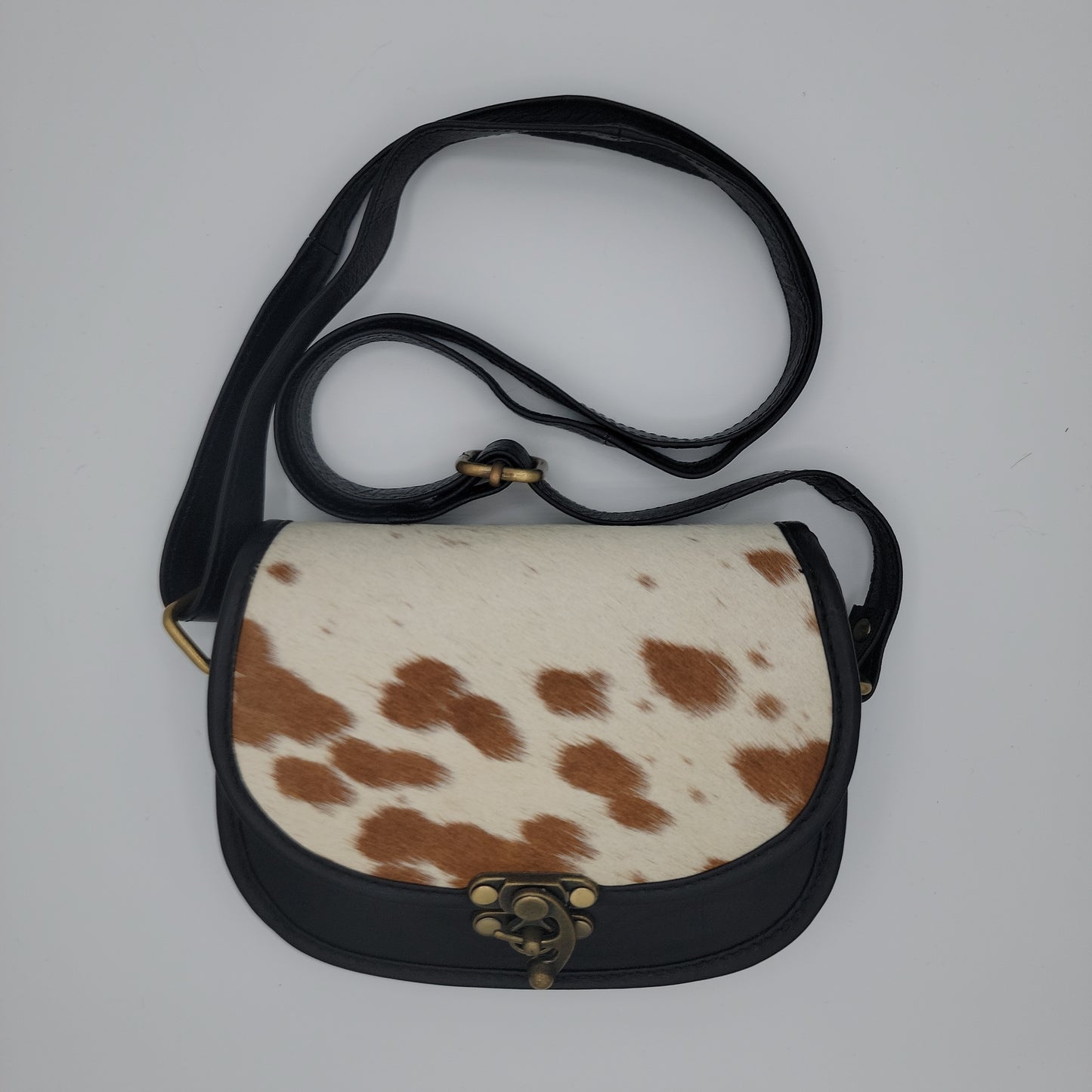 Crossbody Leather Purse with Brass Latch