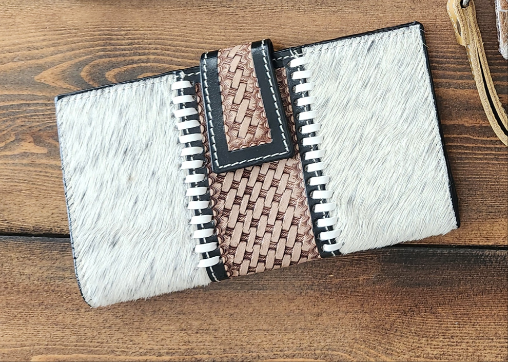 Cowhide& Leather Center with Magnetic Snap Wallet